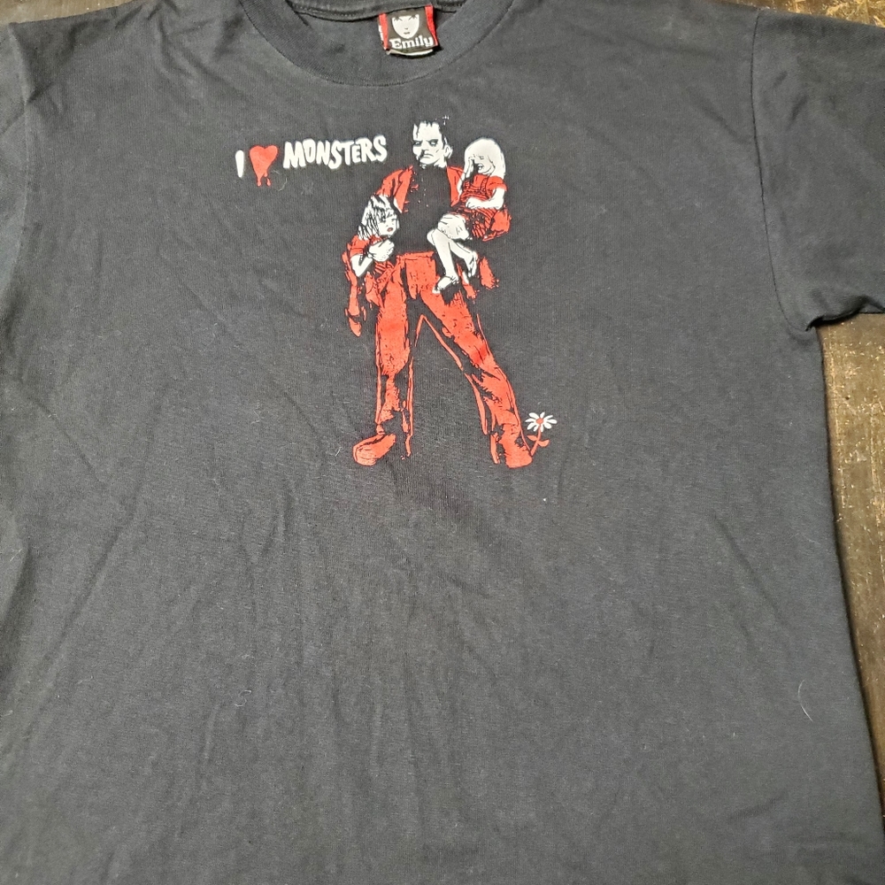 I ❤Monsters tee - Picture 2 of 2